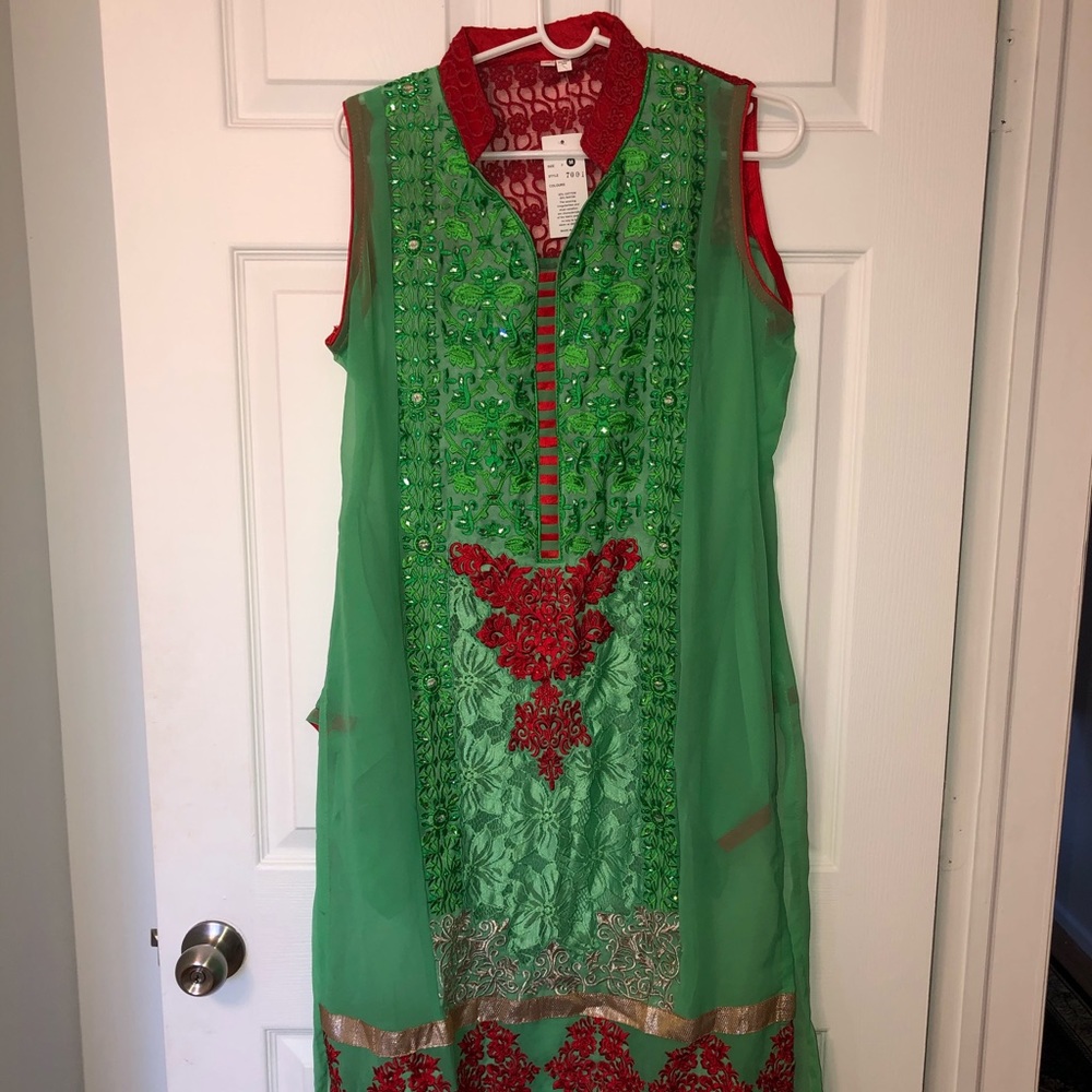 NEW Green Indian Kameez